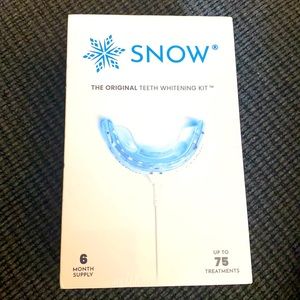 SNOW Teeth Whitening Kit
